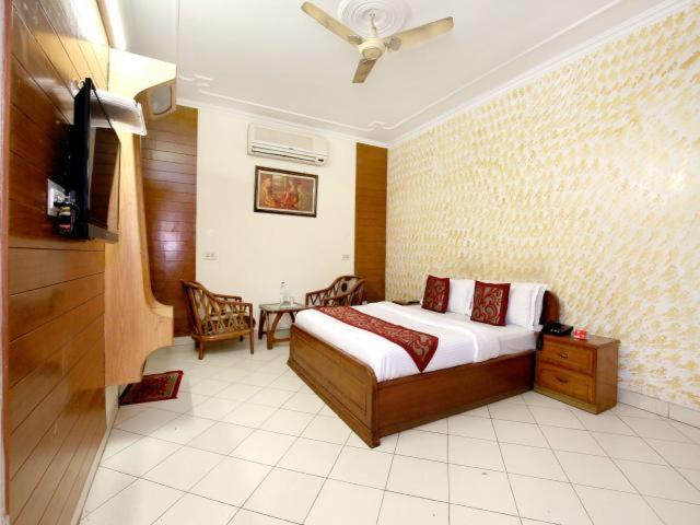 Hotel Paradise Chandīgarh Dış mekan fotoğraf